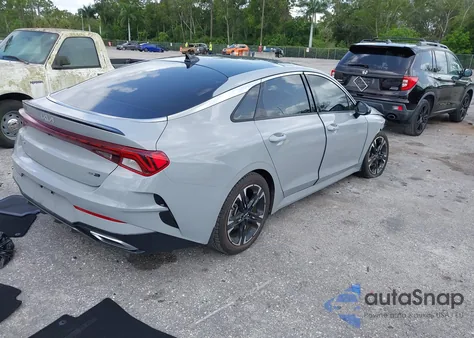 2022 Kia K5 Gt-Line z USA, uszkodzony, nr VIN 5XXG64J21NG082945